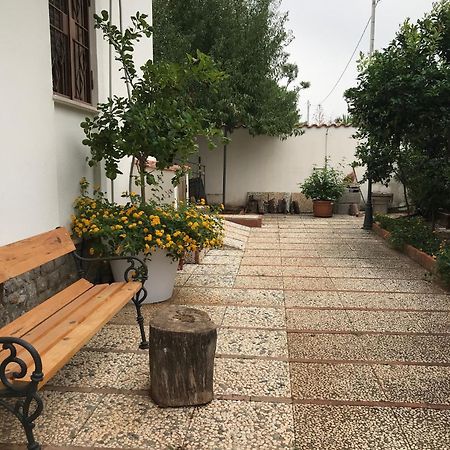 Holiday & House - Imparato Carini Costa Verde Exterior foto